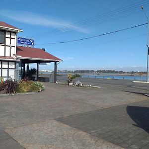 Albatross Motel